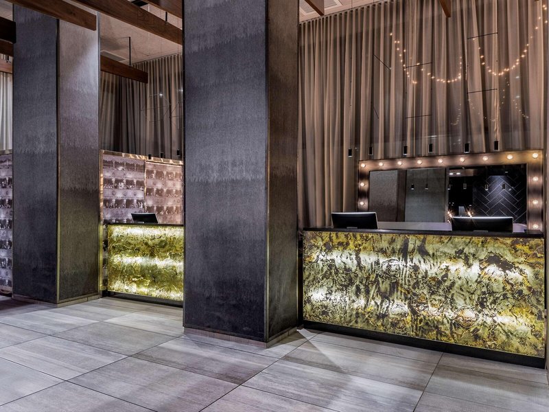 DoubleTree by Hilton Hotel New York - Times Square West 6