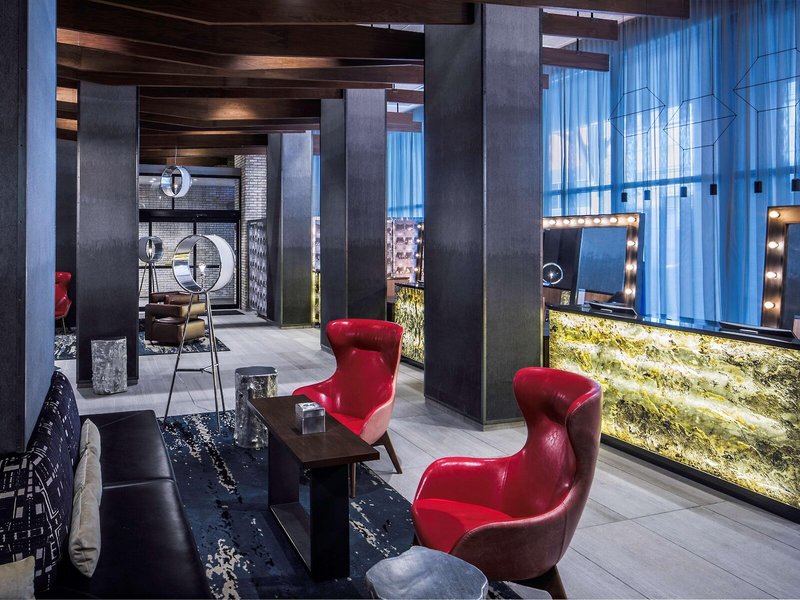 DoubleTree by Hilton Hotel New York - Times Square West 12