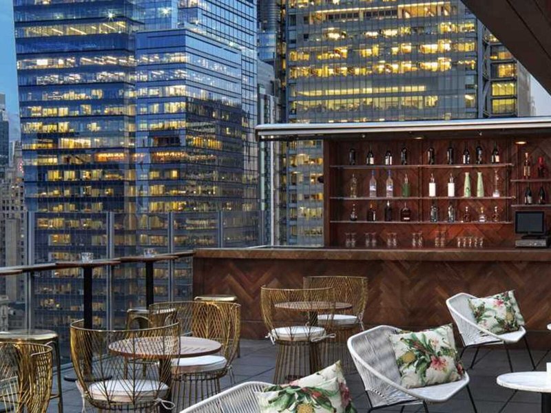 DoubleTree by Hilton Hotel New York - Times Square West 15
