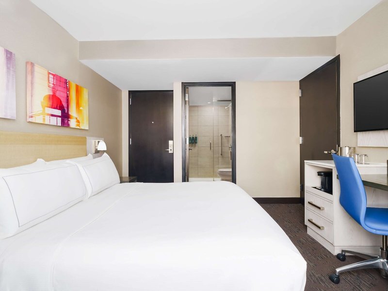 DoubleTree by Hilton Hotel New York - Times Square West 34