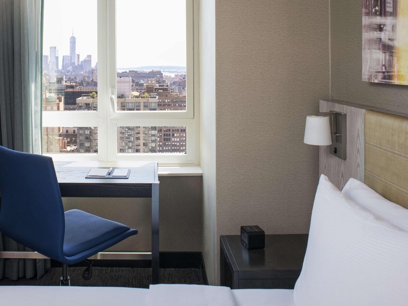 DoubleTree by Hilton Hotel New York - Times Square West 39