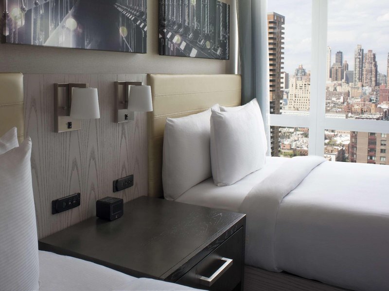 DoubleTree by Hilton Hotel New York - Times Square West 49