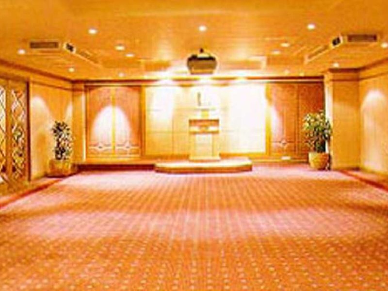 Mida Airport Hotel Bangkok 10