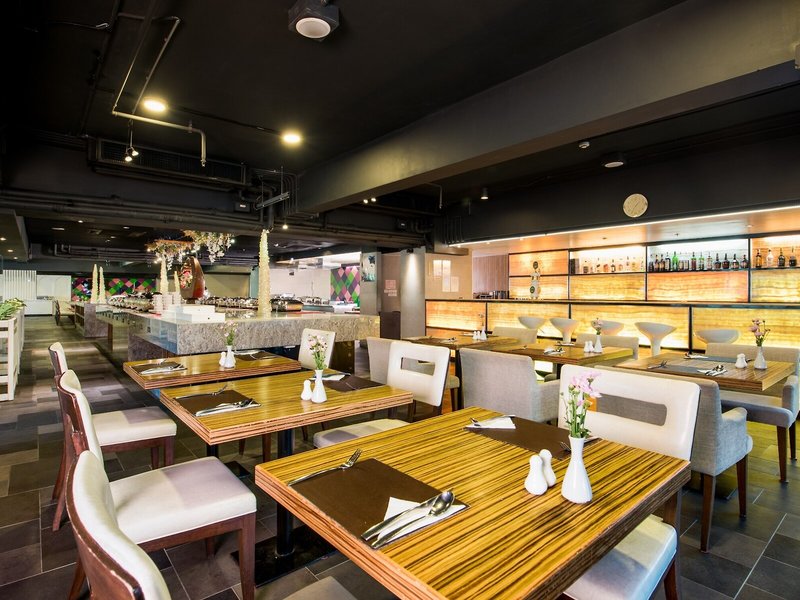 Furama Silom 25
