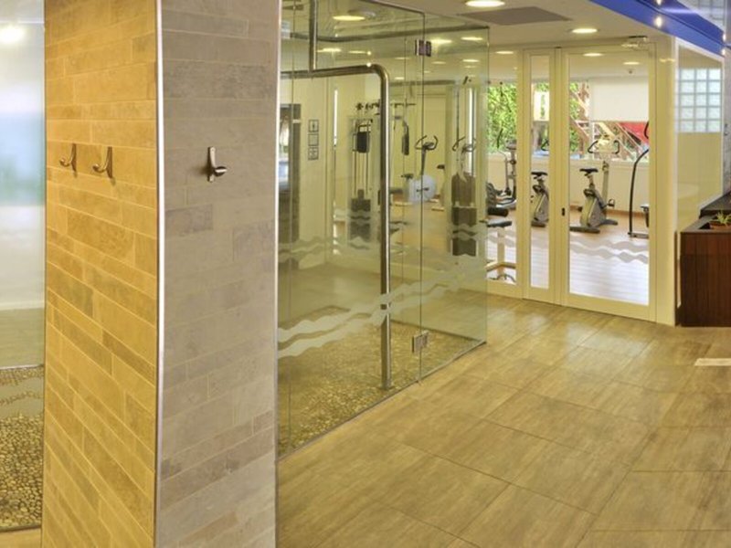 GHT Aquarium & Spa 20