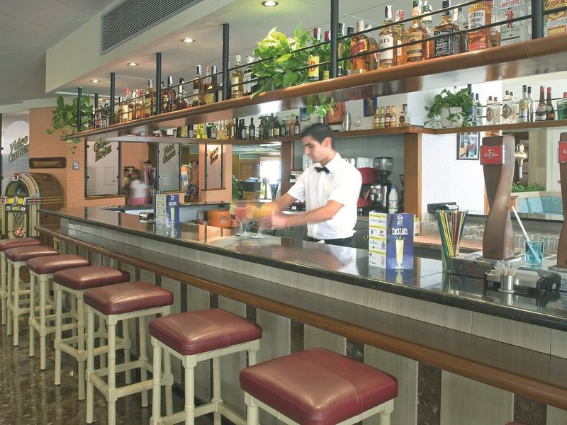 GHT Aquarium & Spa 26