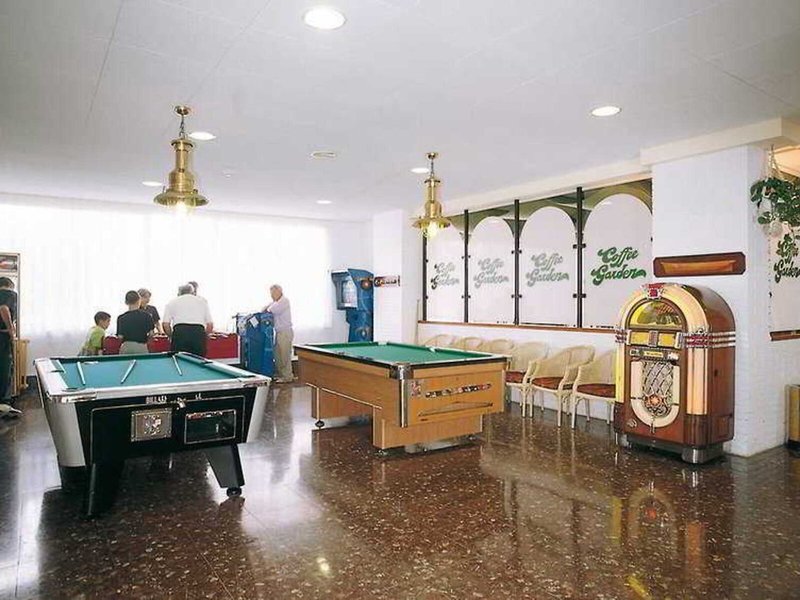 GHT Aquarium & Spa 35