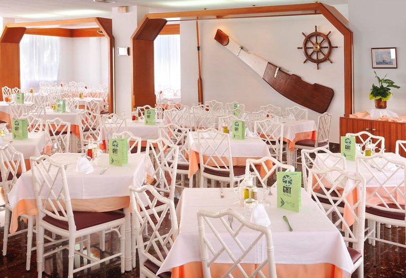 GHT Aquarium & Spa 10