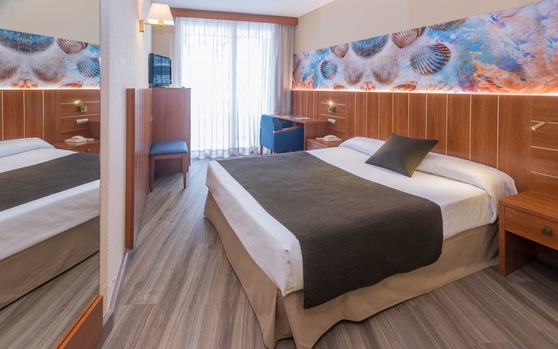 GHT Aquarium & Spa 16