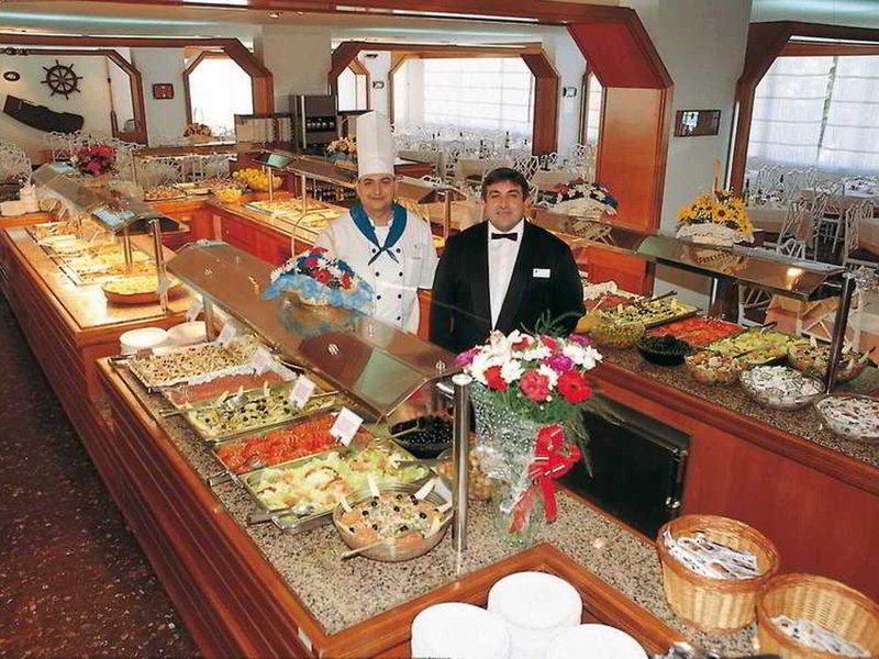 Hotel GHT Aquarium & SPA 23