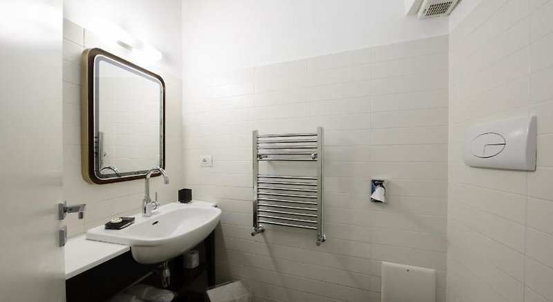 Santa Chiara Boutique Hotel 4 - Bathroom Example