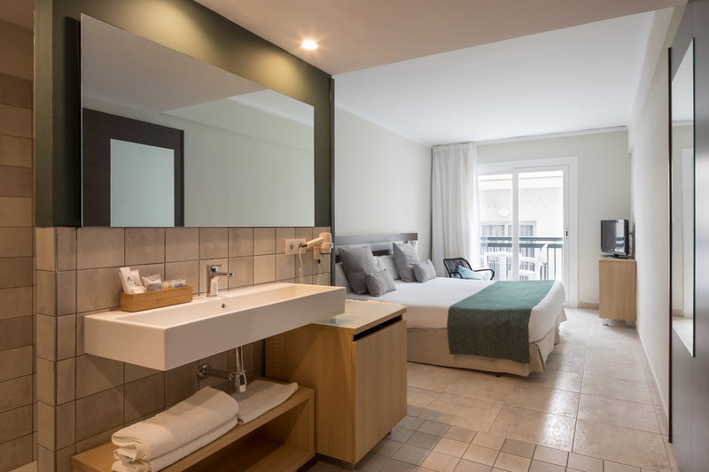AQUA Hotel Bertran Park 13
