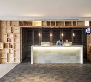AQUA Hotel Bertran Park 20
