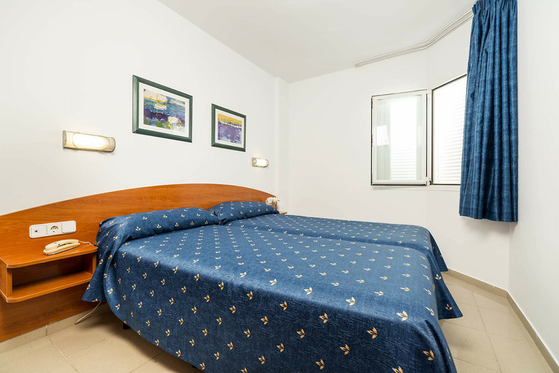 Aparthotel Costa Encantada 5