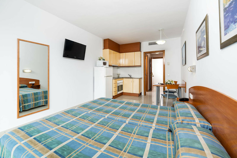 Aparthotel Costa Encantada 7