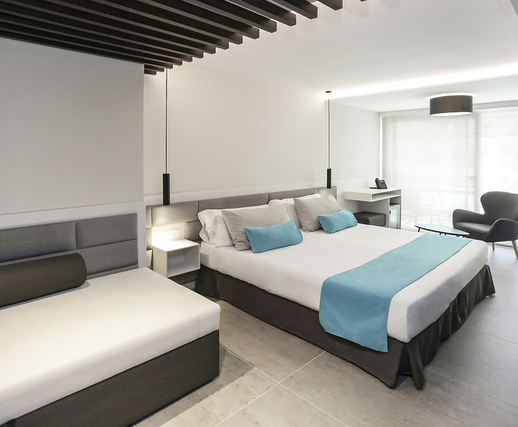 Hotel Kaktus Playa 11