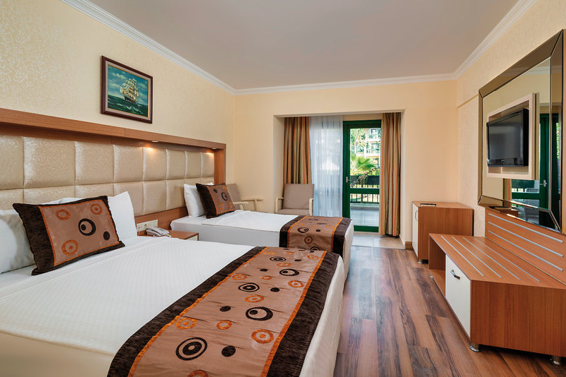 Oz Incekum Beach Resort 3