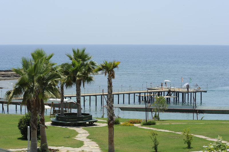 Oz Incekum Beach Resort 9