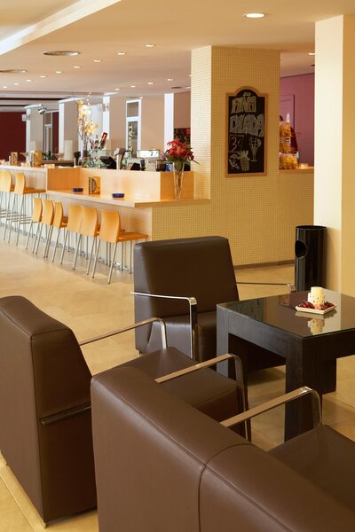 ALEGRIA Plaza Paris 19