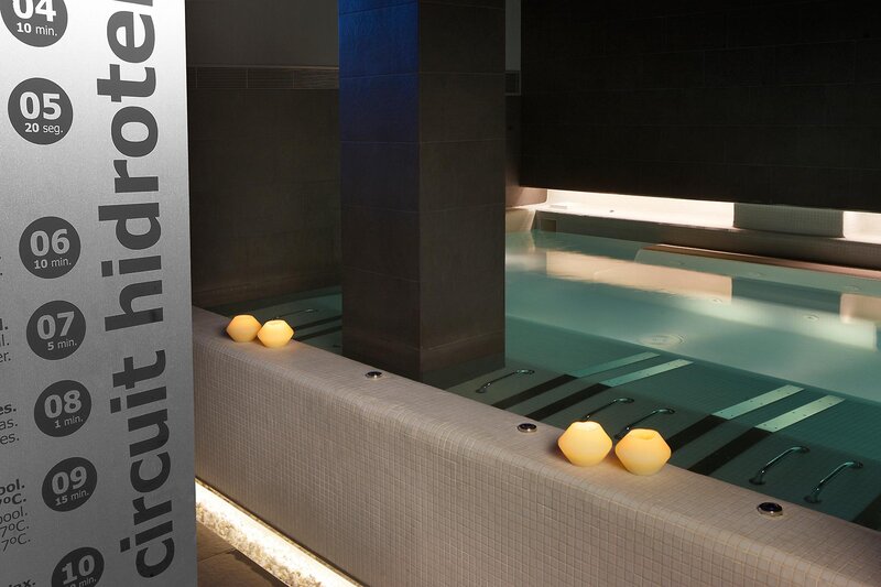 ALEGRIA Plaza Paris 56