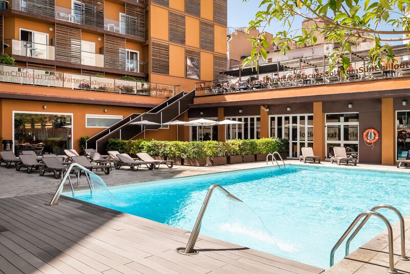ALEGRIA Plaza Paris 1
