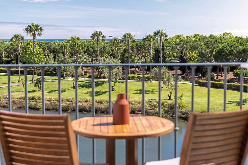 Domes Lake Algarve, Autograph Collection 12