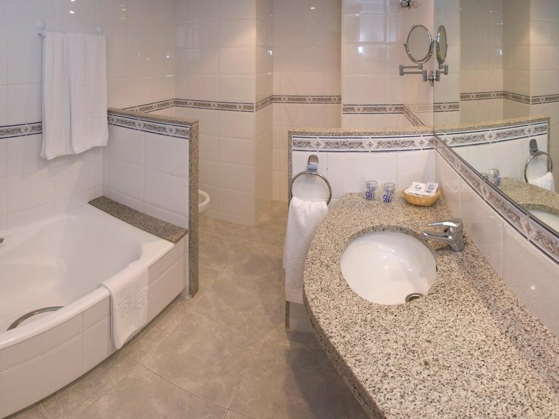 Hotel GHT Oasis Park & Spa 33