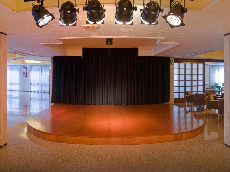 GHT Oasis Park & Spa 23