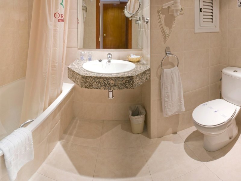 GHT Oasis Park & Spa 30