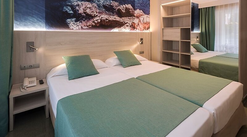 Hotel GHT Oasis Park & Spa 10