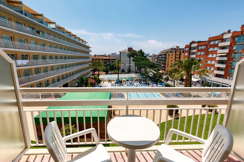 GHT Oasis Park & Spa 8 - Terrace