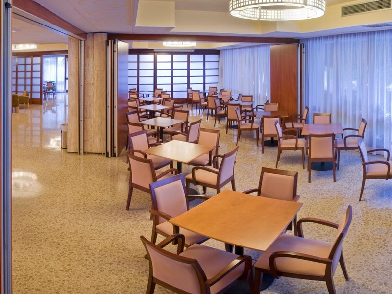 Hotel GHT Oasis Park & Spa 13