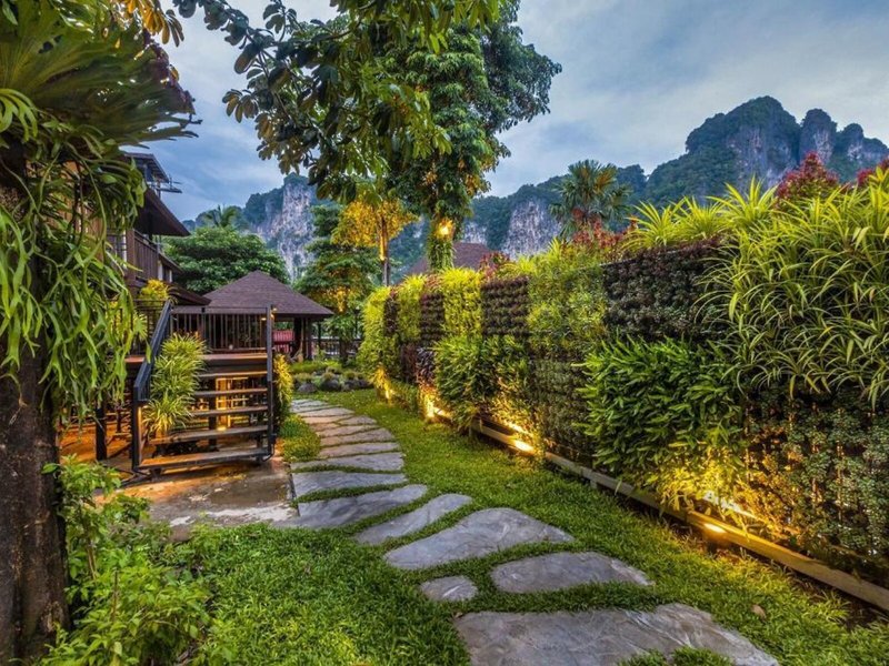 The Cliff Elegance Resort 2