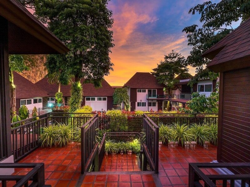 The Cliff Elegance Resort 5