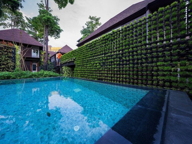 The Cliff Elegance Resort 9