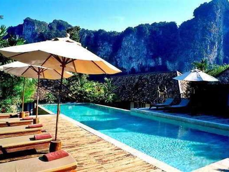 The Cliff Elegance Resort 14