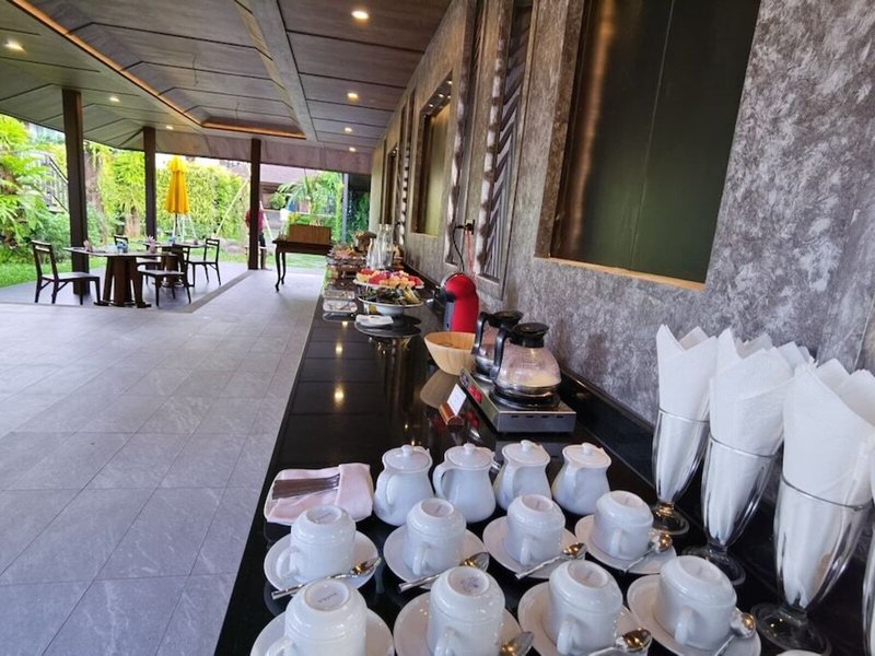 The Cliff Elegance Resort 17