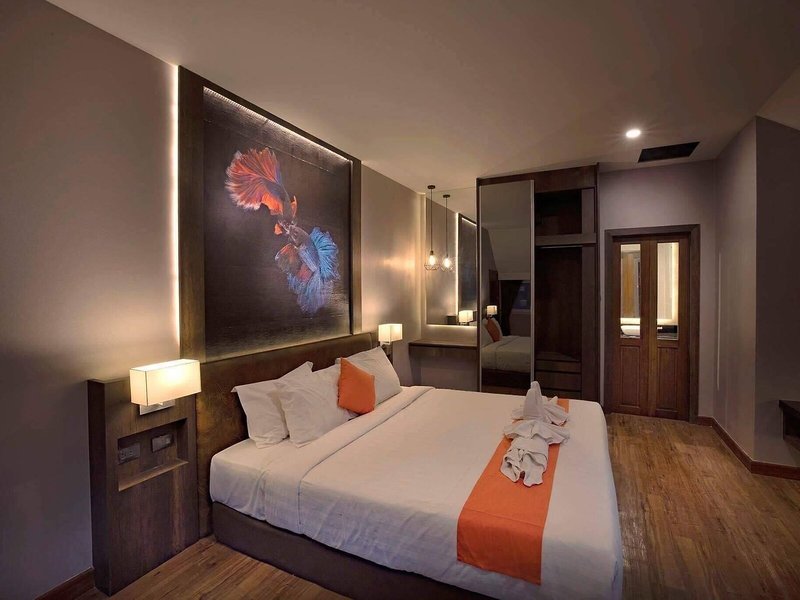 The Cliff Elegance Resort 24