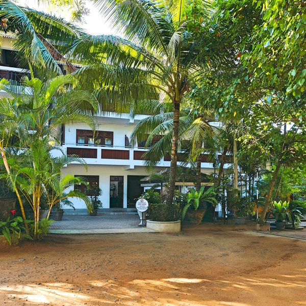 Amal Beach Hotel 1