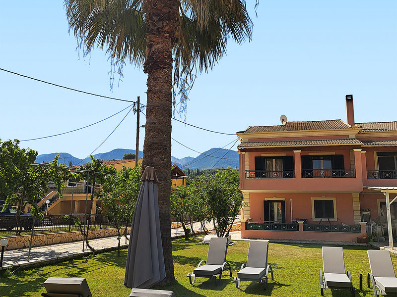 Niki Studios & Appartements 7 - Garden