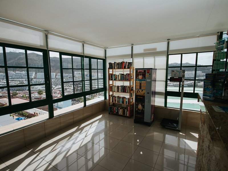 Servatur Montebello 24