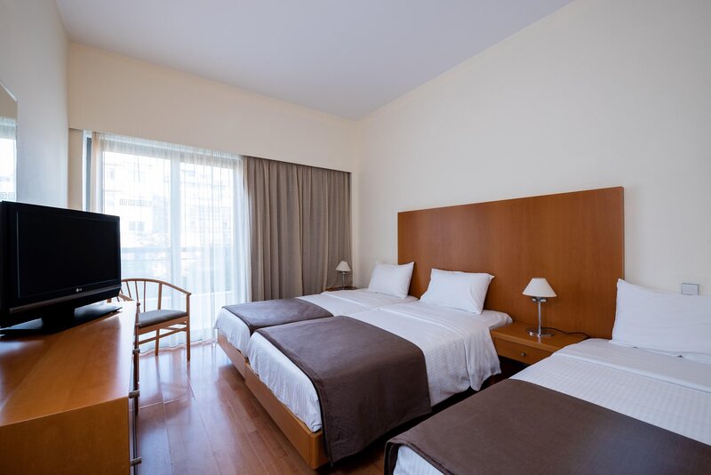 Angela Hotel Downtown Rooms 9