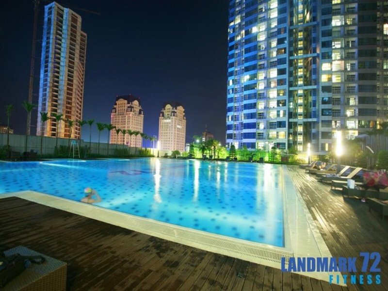 Landmark72 4