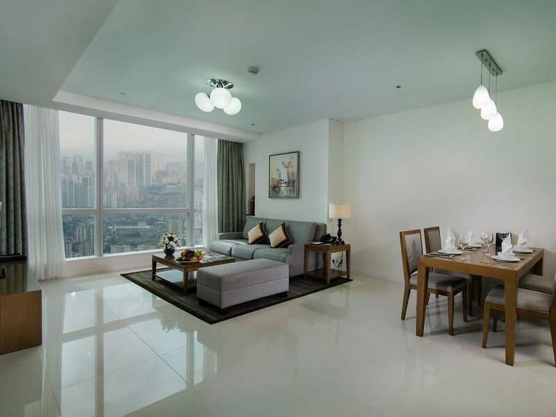 Landmark72 22