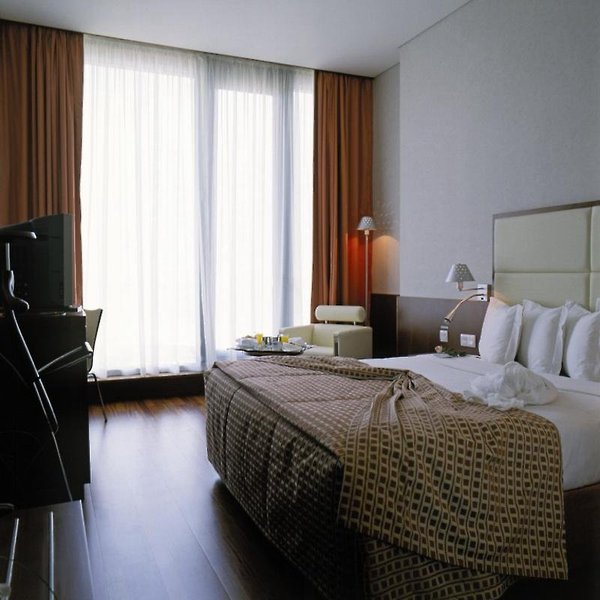 VIP Executive Art’s Hotel 8