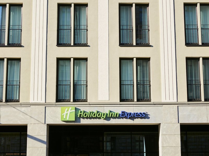 Holiday Inn Express Berlin - Alexanderplatz 2