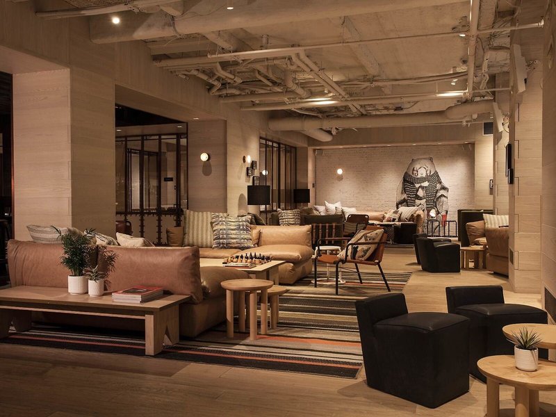 MOXY NYC Times Square 11