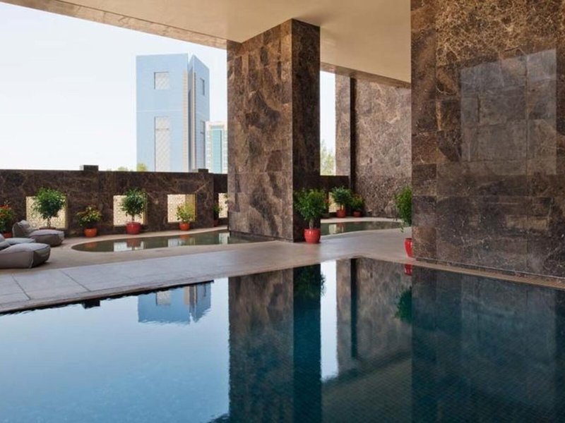 Voco Doha West Bay Suites 8