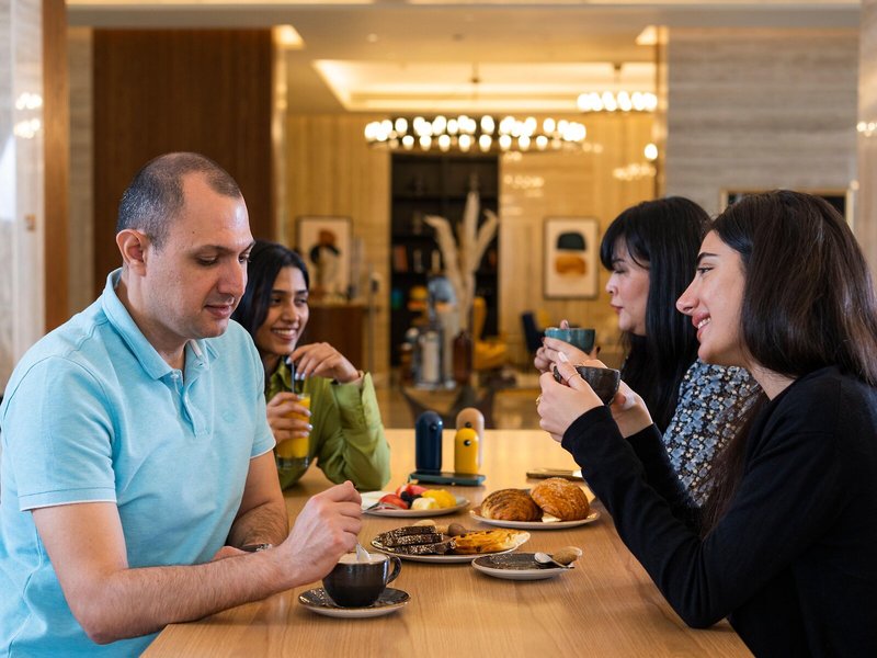 Voco Doha West Bay Suites 24