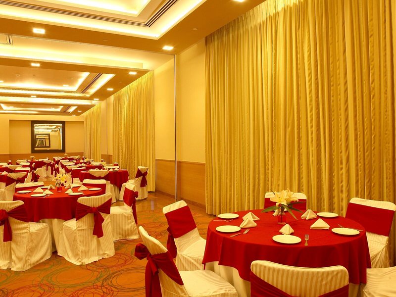 The Metropolitan Hotel & Spa 11